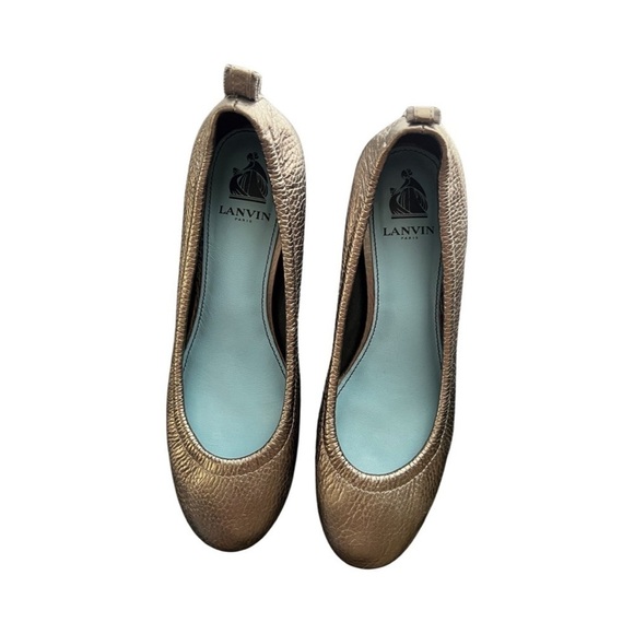 LANVIN Cube Metallic Round Toe Silver Heel Pumps Sz 8.5 - Picture 2 of 7